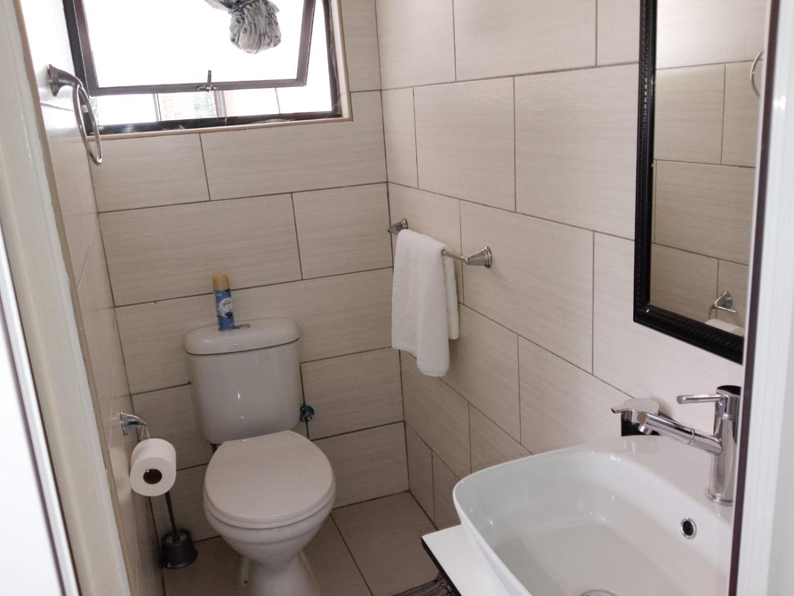 South Serene Guest House Midrand Eksteriør billede