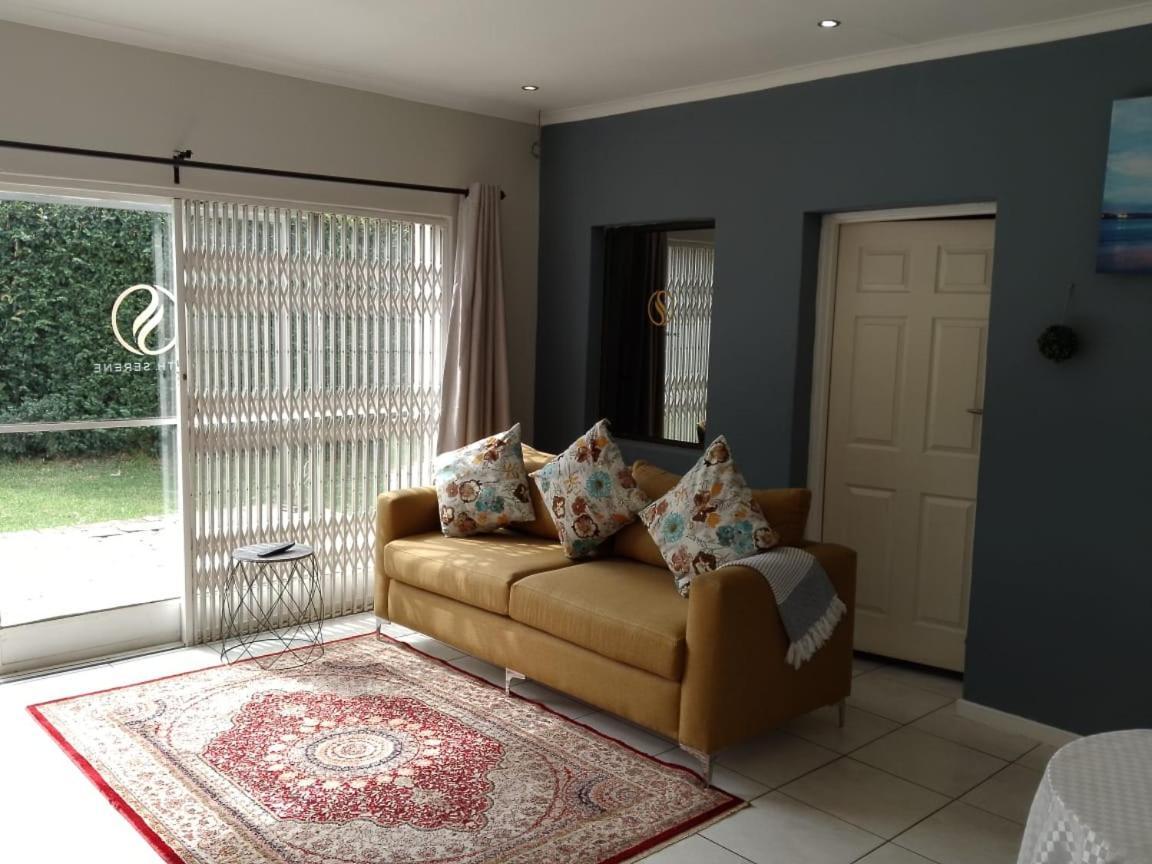 South Serene Guest House Midrand Eksteriør billede